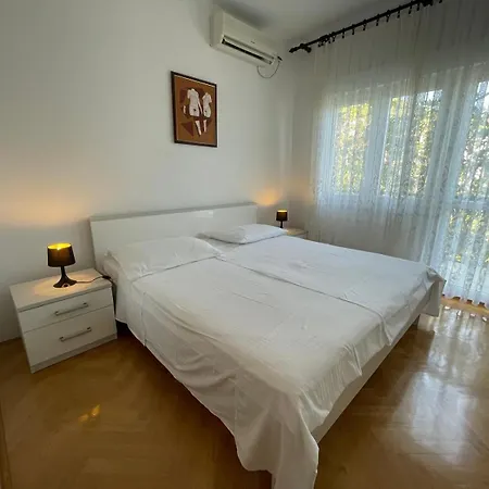 Holiday home First Row To The Sea - Ideal For Families - Sea At Your Doorstep - House Sisko *